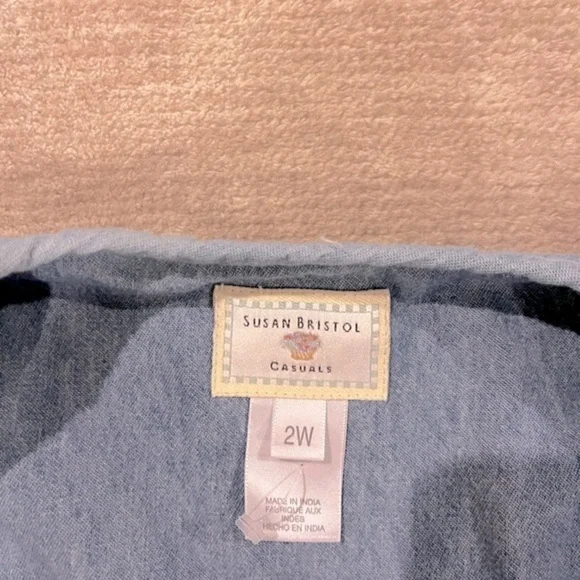 Vintage Quilted Vest from the 1990s by Susan Bristol Casuals, Floral, Denim 2W - Picture 4 of 5